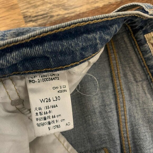 501® Original Fit Women's Jeans - Picture 3 of 8